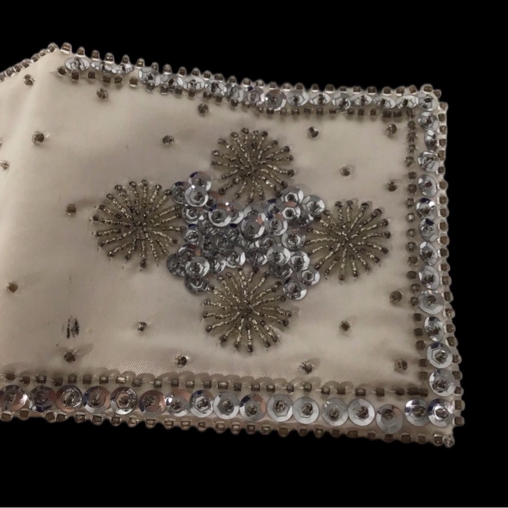 CAROUSEL Beaded Silk Bifold Wallet and Coin Purse Set VINTAGE NIB - Picture 10 of 13
